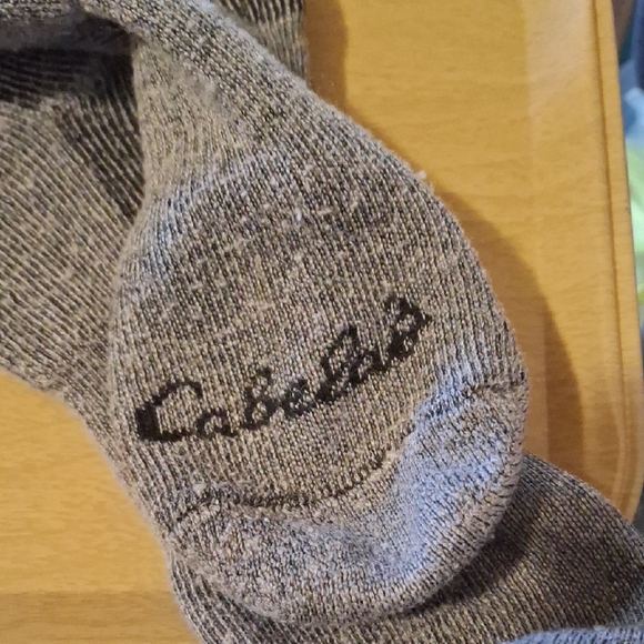 Cabela's Other - Cabela's Men's Heather Gray Crew Socks with Black Logo